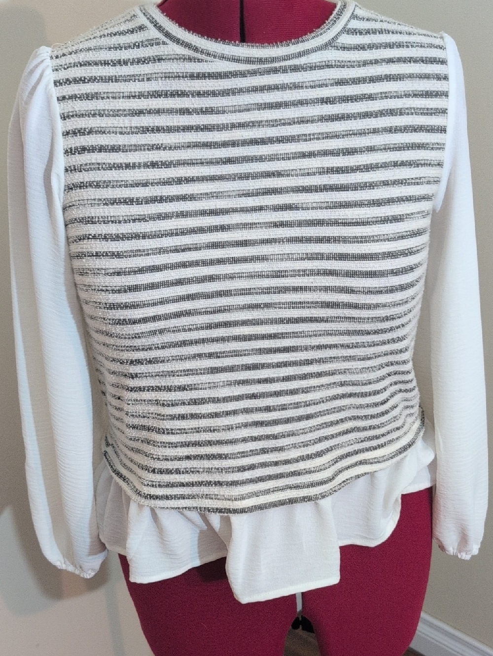 Emelia | Striped Knit & Ruffle Hem Long Sleeve Top - White/Black